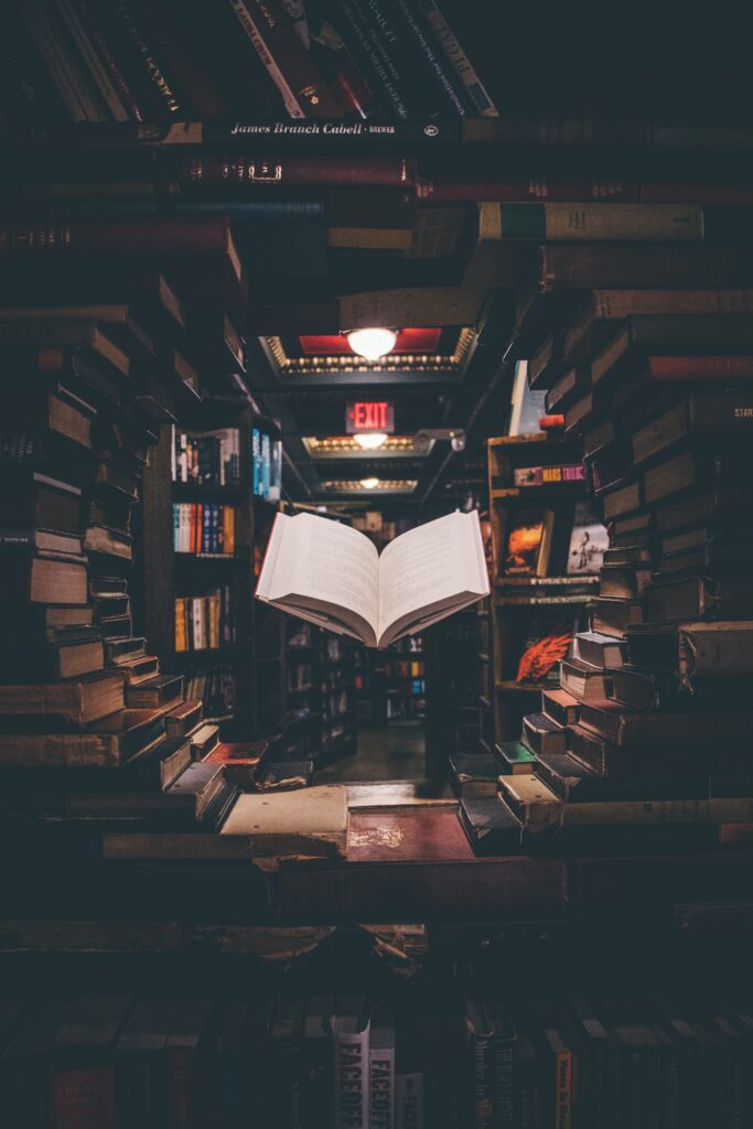 загадкових книг